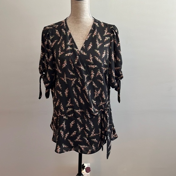 Zenobia Wrap Blouse in black with floral details.  Size 2X excellent condition - Picture 1 of 8